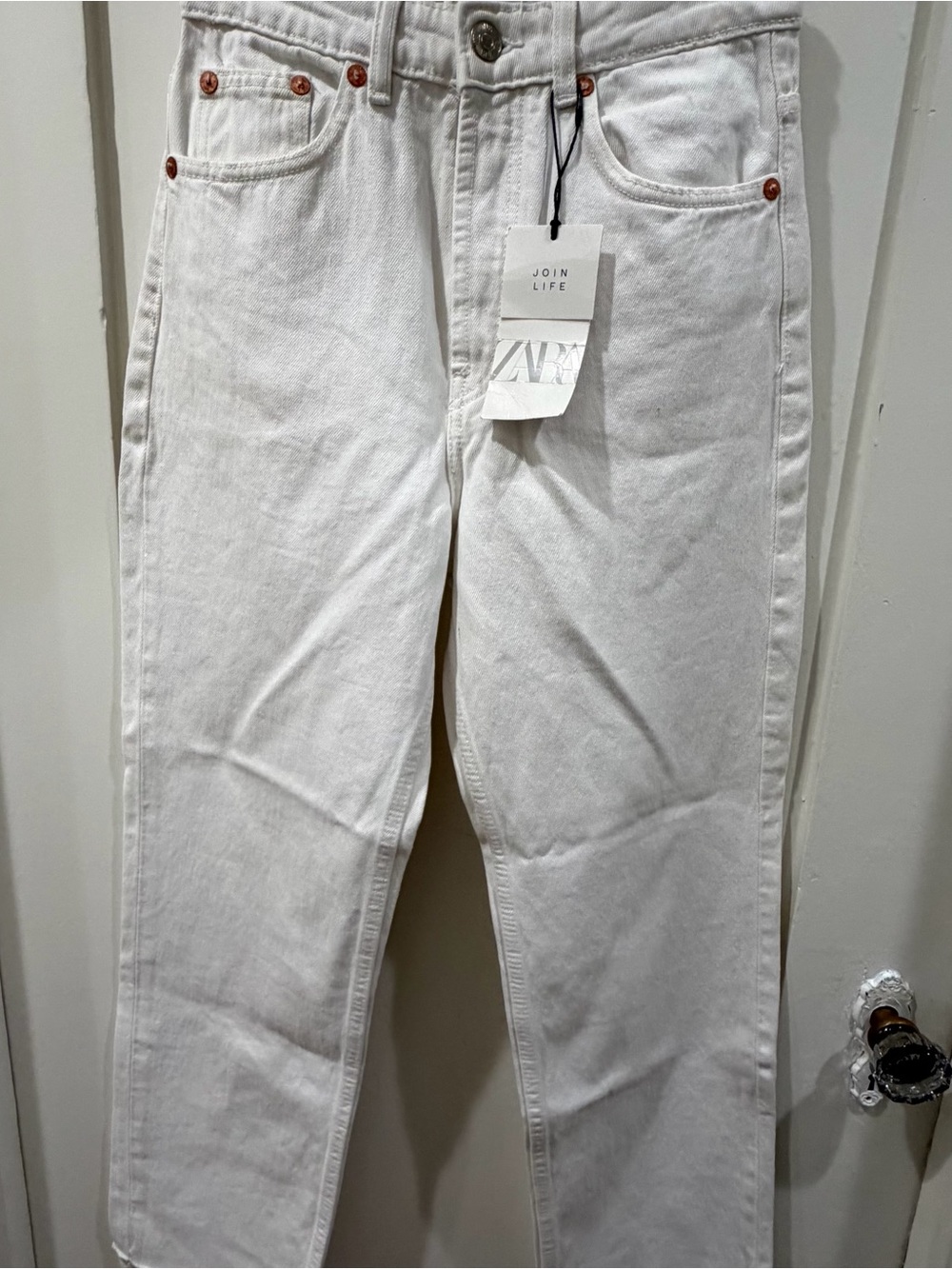 Zara White Straight-Leg Women's Jeans